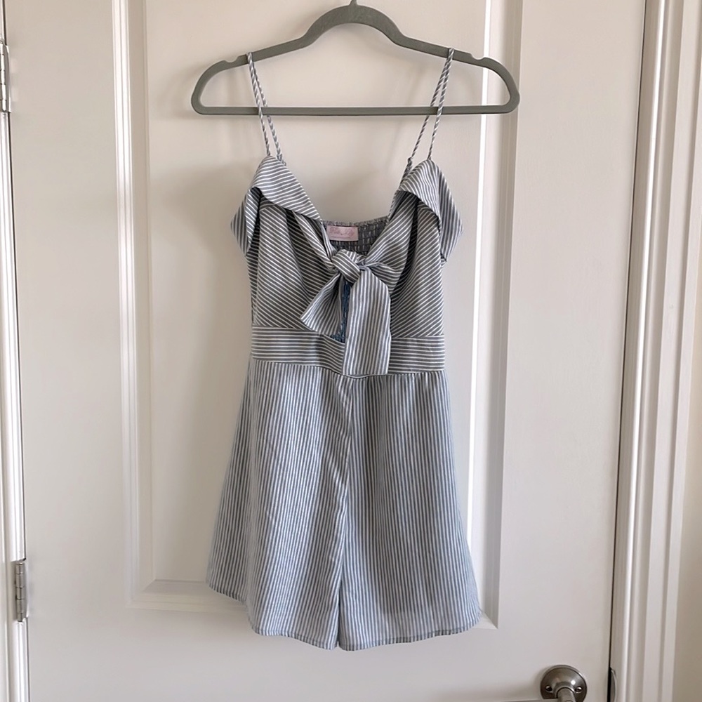 Front tie romper